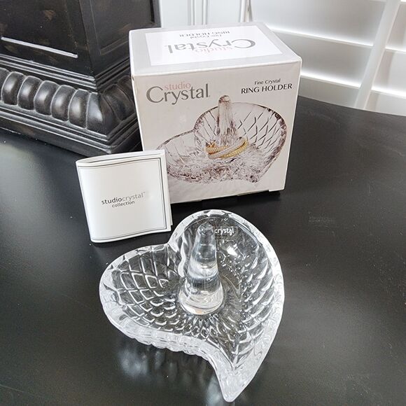 Godinger Other - Godinger Studio Crystal Heart Ring Holder in box